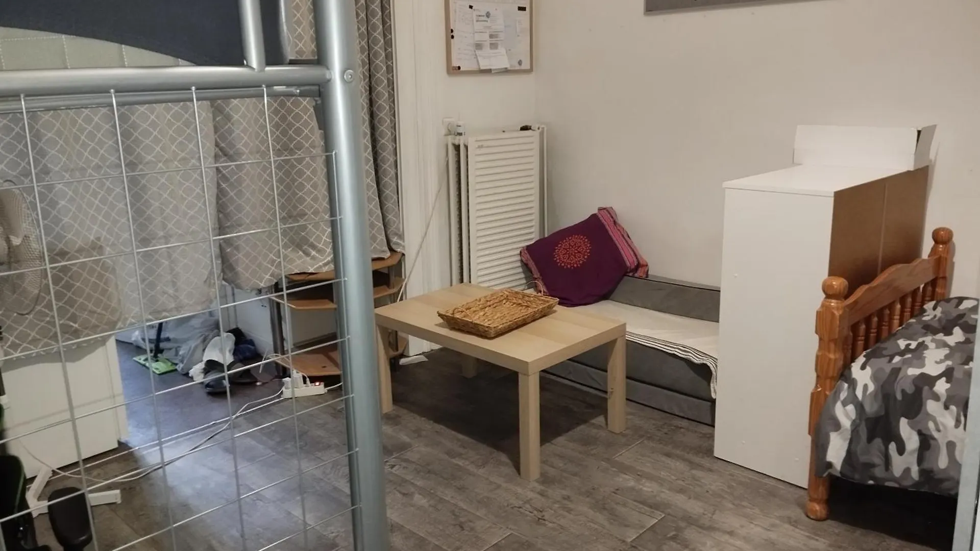 Apartament Petit Studio Tres Bien Situe Bruksela Belgia